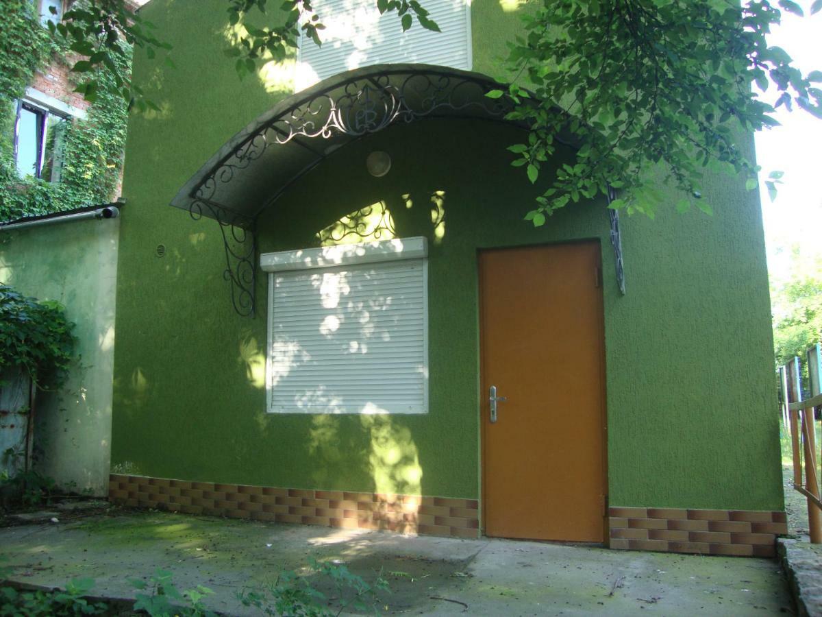 Appartamento Domik S Saunoy Na Ogiyenko Kam'janec'-Podil's'kyj Esterno foto