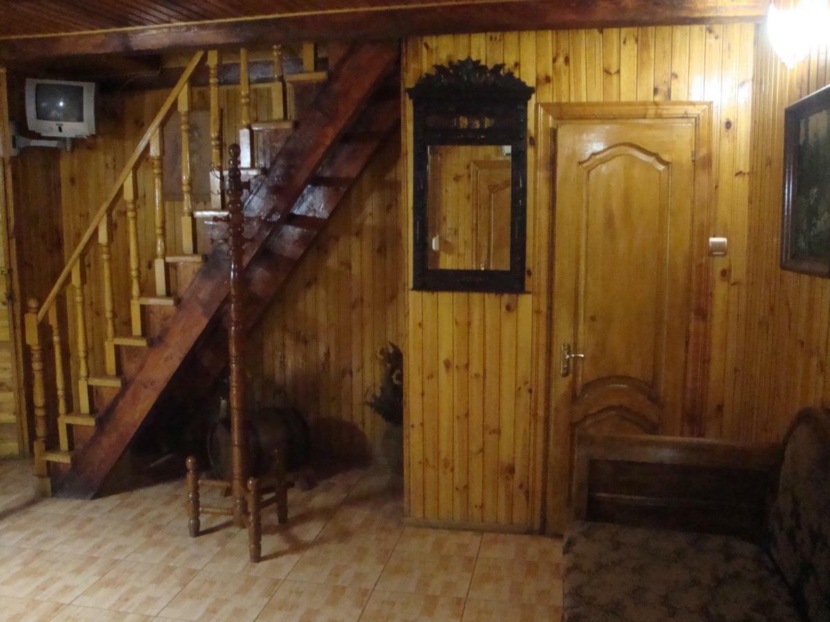 Appartamento Domik S Saunoy Na Ogiyenko Kam'janec'-Podil's'kyj Esterno foto