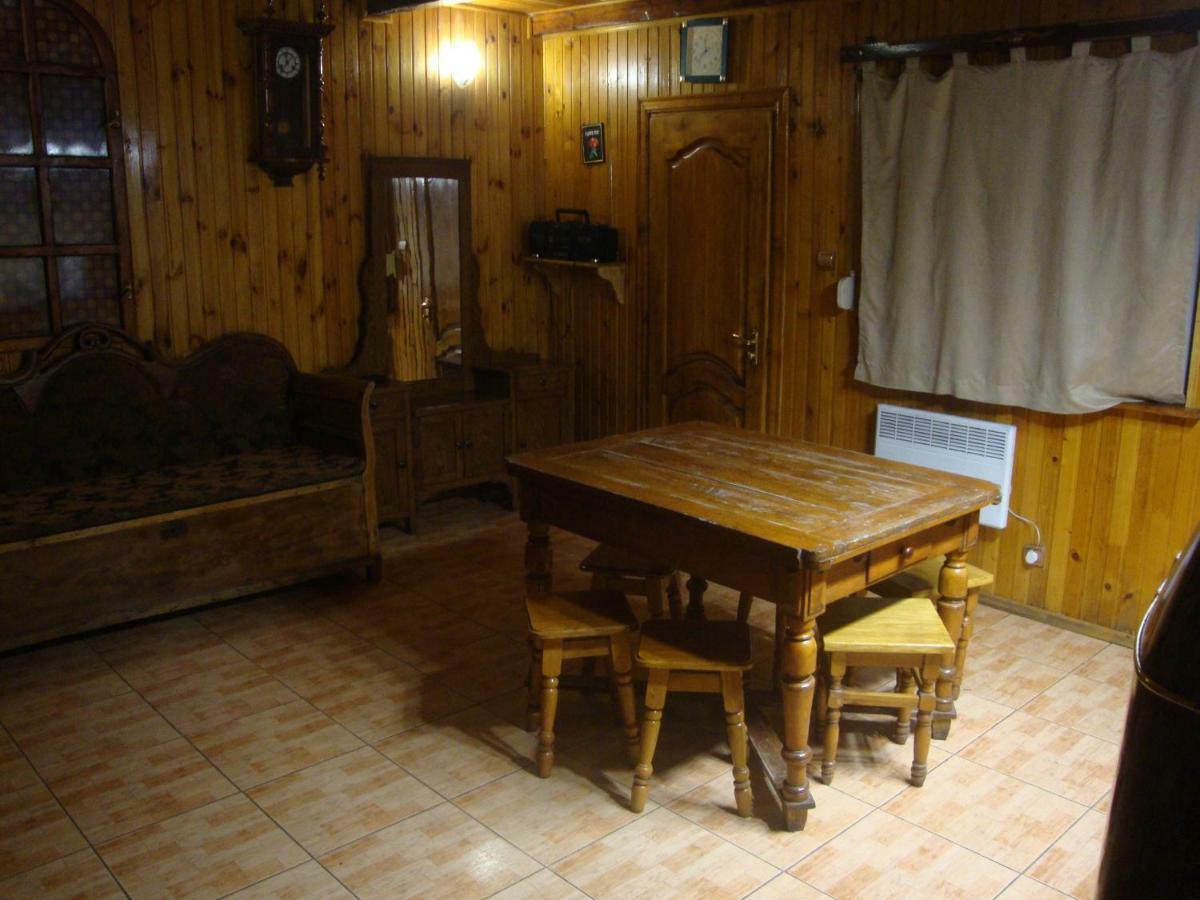 Appartamento Domik S Saunoy Na Ogiyenko Kam'janec'-Podil's'kyj Esterno foto